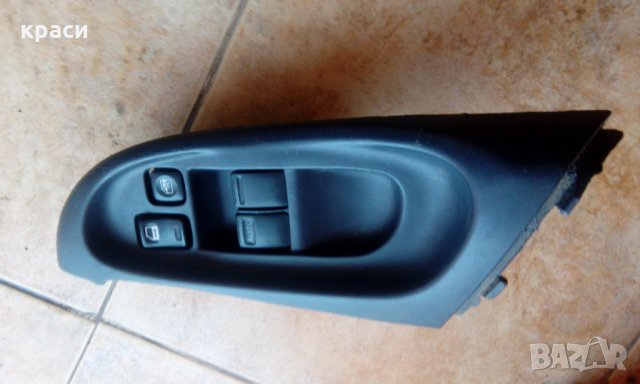 копчета стъкла нисан, снимка 2 - Части - 23920666