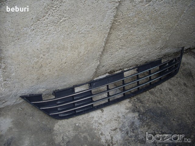 Предна решетка Volkswagen Touareg - 2010 год. 7P6.853.677E, снимка 3 - Части - 20987922