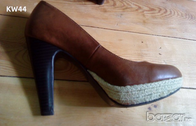 обувки, снимка 4 - Дамски обувки на ток - 20929299