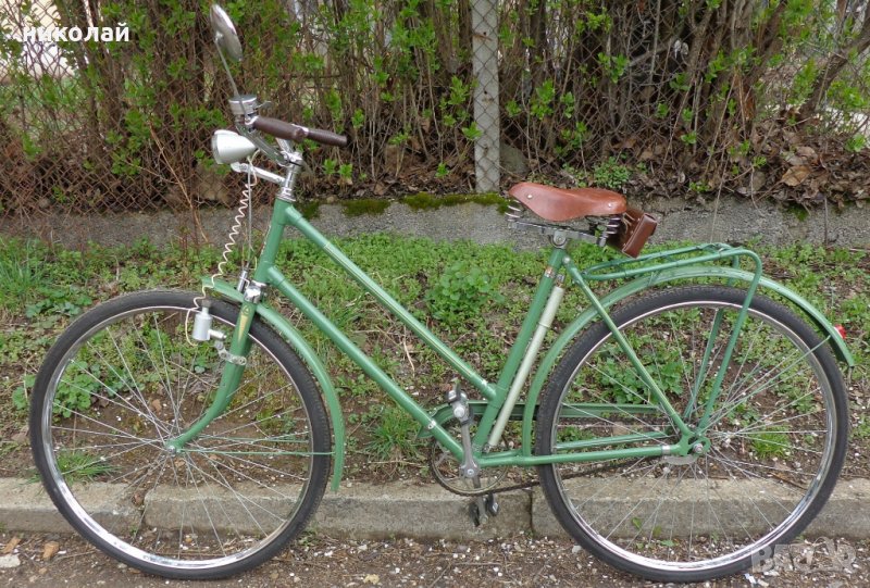 Ретро дамски велосипед марка ПВЗ 21В 28 цола произведен 1972 год. почти не употребяван., снимка 1