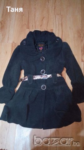 Прекрасно палтенце за момиченце 4-5год., снимка 2 - Детски якета и елеци - 20331491