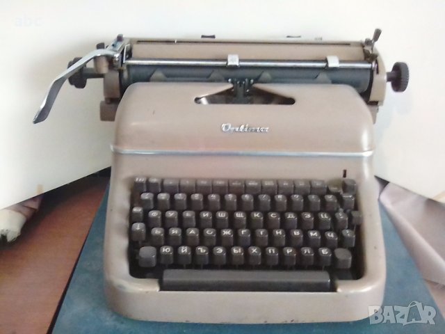 Пишеща машина ОПТИМА, снимка 2 - Антикварни и старинни предмети - 23270155