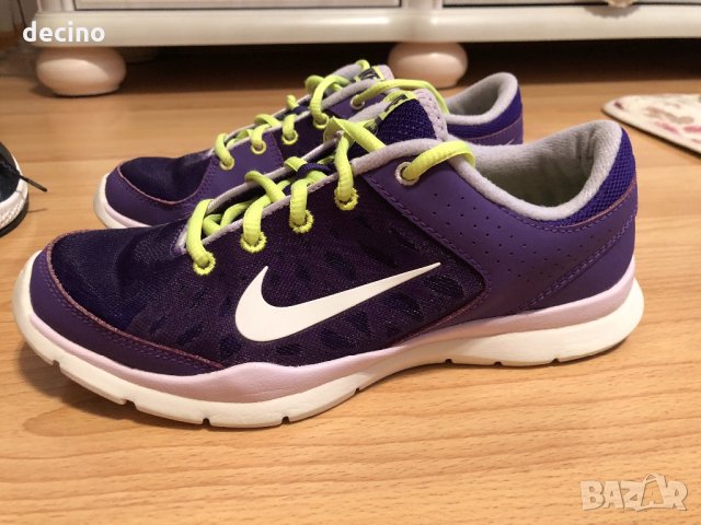 Обувки Nike лилави 38