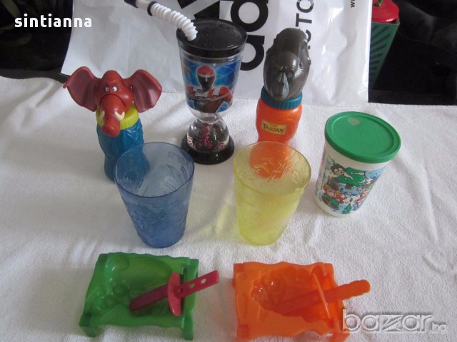 Интересни филмови чаши с играчка и шишета , снимка 2 - Чаши - 10547424