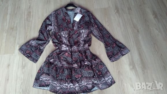 Нова Рокля-размер стандартен, снимка 2 - Рокли - 24482421