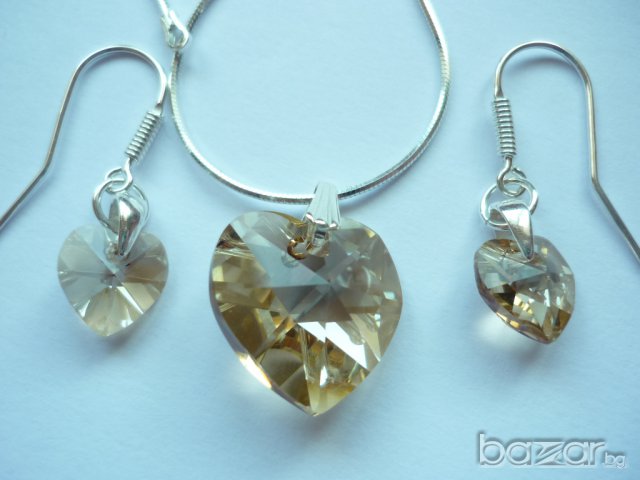 Сребърни комплекти с кристали Сваровски - подходящ подарък за всяка дама, снимка 16 - Бижутерийни комплекти - 6663752