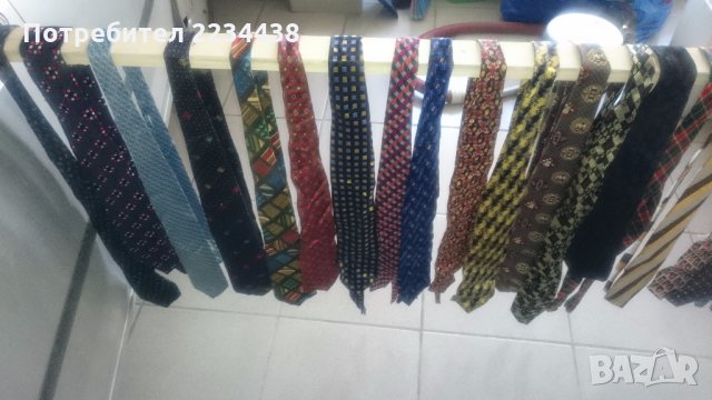Продавам 50 бр вратовръзки на куп за 45 лв промо, снимка 2 - Сватбени аксесоари - 24777041
