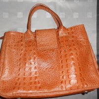 Кафява  кожена чанта genuine leather Made in Italy, снимка 11 - Чанти - 20925504