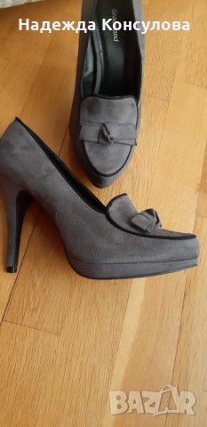 Обувки сиви , снимка 2 - Дамски обувки на ток - 24762478