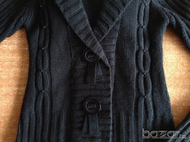 Елегантна черна жилетка с поло "Вивиан", снимка 3 - Блузи с дълъг ръкав и пуловери - 9543478
