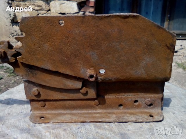 Старинна гилотина, снимка 3 - Антикварни и старинни предмети - 22701589