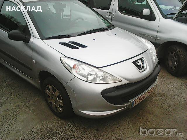 Peugeot / Пежо 206+ 1.1i/1.4HDI 2009-2013 г., снимка 9 - Автомобили и джипове - 10062776