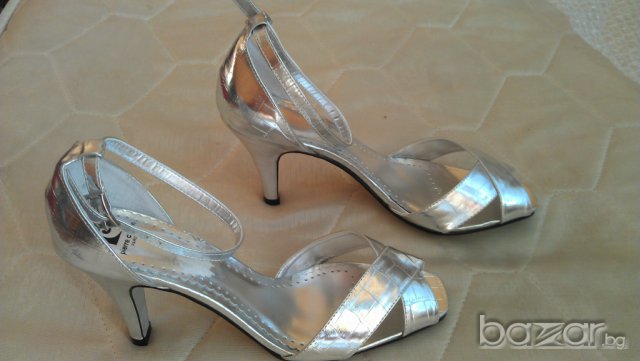 Pierre Cardin Uk 5,5, 38.5 Нови оригинални обувки, снимка 3 - Дамски ежедневни обувки - 7858610