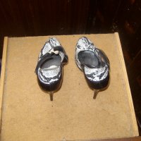 дамски обувки, снимка 2 - Дамски обувки на ток - 25342467