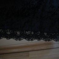 малка черна рокля от кадифе, снимка 4 - Рокли - 15015067