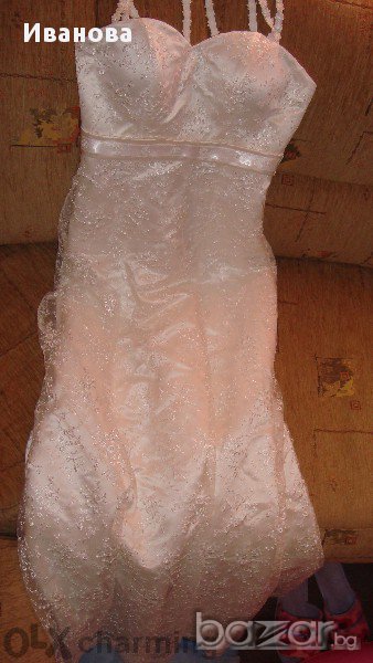 Рокля в отлично състояние и подарък, снимка 1