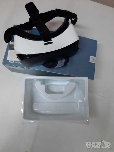 VR очила за смартфон / Очила за виртуална реалност Samsung Gear VR SM-322, снимка 1