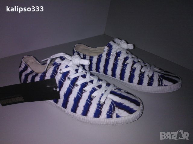 Kenzo оригинални обувки, снимка 1 - Маратонки - 24673378