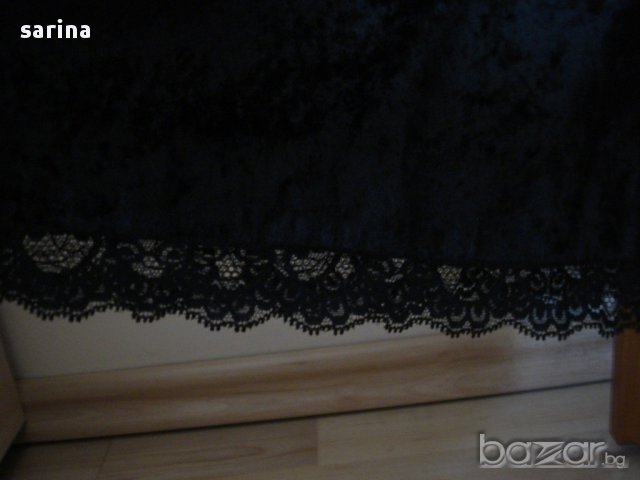 малка черна рокля от кадифе, снимка 4 - Рокли - 15015067