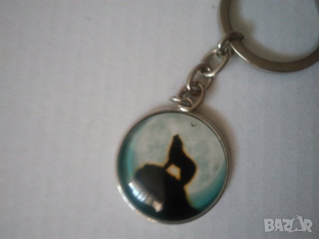 Стъклен 3D ключодържател с Булдог, снимка 5 - Колиета, медальони, синджири - 22680195