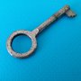 стар ключ дължина 6,5 см, снимка 1 - Антикварни и старинни предмети - 15263472