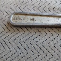 Стар инструмент,ключ за сваляне на маслени филтри, снимка 5 - Антикварни и старинни предмети - 25441514