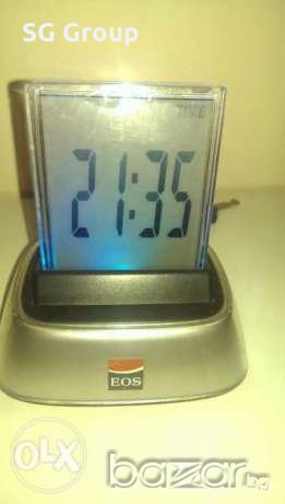 Стоящ часовник с LED display, снимка 2 - Други - 19035318