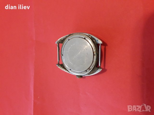 Стар механичен часовник-Восток , снимка 10 - Антикварни и старинни предмети - 25299341