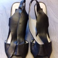 Елегантни тъмносини обувки , снимка 2 - Дамски обувки на ток - 24698475