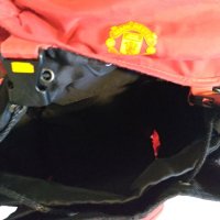 Раница и шапка Манчестер Юнайтед Manchester United, снимка 3 - Фен артикули - 25658752