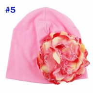 Кафява красива детска шапка с нежно цвете , снимка 6 - Шапки, шалове и ръкавици - 16856891