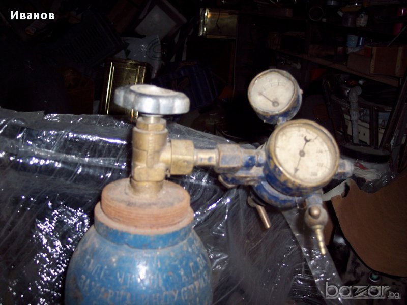 Кислородна бутилка, горелки, вентил продавам, снимка 1