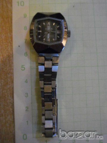 Часовник "SONIKO" механичен дамски навиващ работещ, снимка 2 - Дамски - 7832778