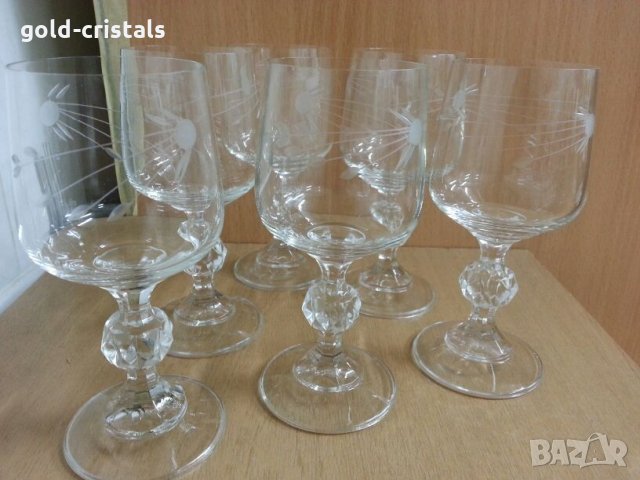 Ретро кристални чаши за вино , снимка 1 - Антикварни и старинни предмети - 22519949