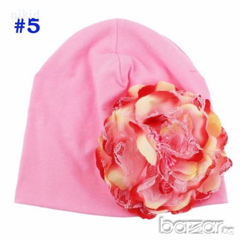 Кафява красива детска шапка с нежно цвете , снимка 6 - Шапки, шалове и ръкавици - 16856891