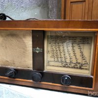 Старинно радио Millitary NORA Berlin FW 69-H от 1940г., снимка 1 - Антикварни и старинни предмети - 22909807