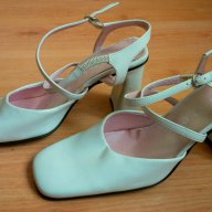 Чисто нови гръцки обувки Sante, снимка 2 - Дамски обувки на ток - 11384939