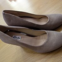 нови велурени обувки Clarks, 39ти номер, снимка 11 - Дамски ежедневни обувки - 18676151