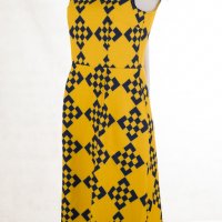 Жълта рокля без ръкави марка Colour Mist, снимка 3 - Рокли - 25700328
