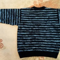 Пуловер р-р L, снимка 2 - Пуловери - 25382049