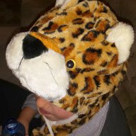 Шапка Тигър, снимка 2 - Шапки, шалове и ръкавици - 9776700