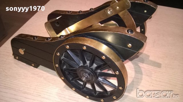 Топ-поставка за вино с златист обков-25/18/15см, снимка 9 - Антикварни и старинни предмети - 14884881