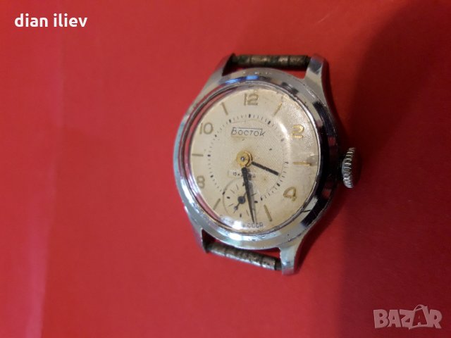 Стар механичен часовник-Восток , снимка 6 - Антикварни и старинни предмети - 25299841
