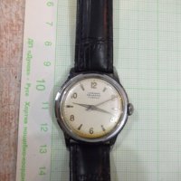 Часовник "JUNGHANS - TRILASTIC" ръчен мъжки работещ, снимка 1 - Мъжки - 23197603