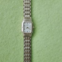 Часовници-дамски, мъжки, стационарни, снимка 4 - Дамски - 15950165