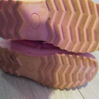 Розови детски ботуши апрески с пух с лека забележка, снимка 6 - Детски боти и ботуши - 20803538
