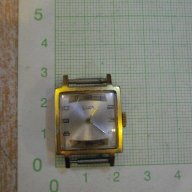 Часовник "Luch" дамски ръчен съветски работещ, снимка 1 - Дамски - 15488367