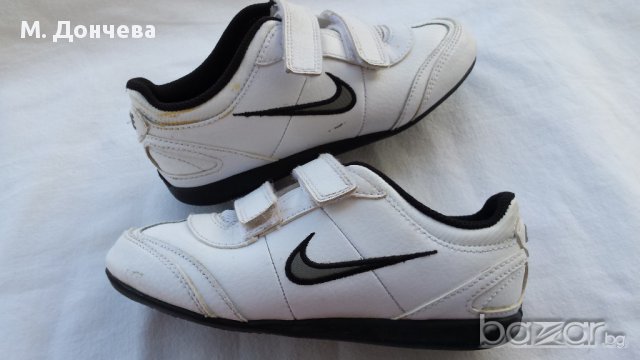 Маратонки Nike №28, снимка 3 - Детски маратонки - 10845479