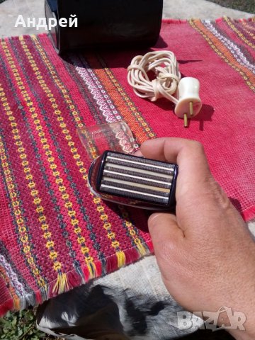 Стара самобръсначка Нева 3, снимка 5 - Антикварни и старинни предмети - 24943273