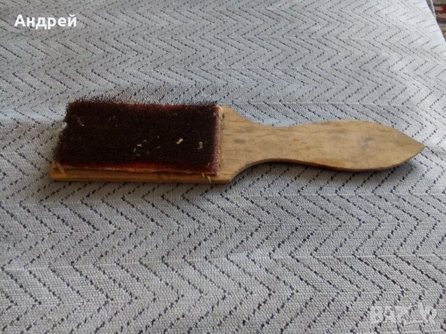 Стара телена четка